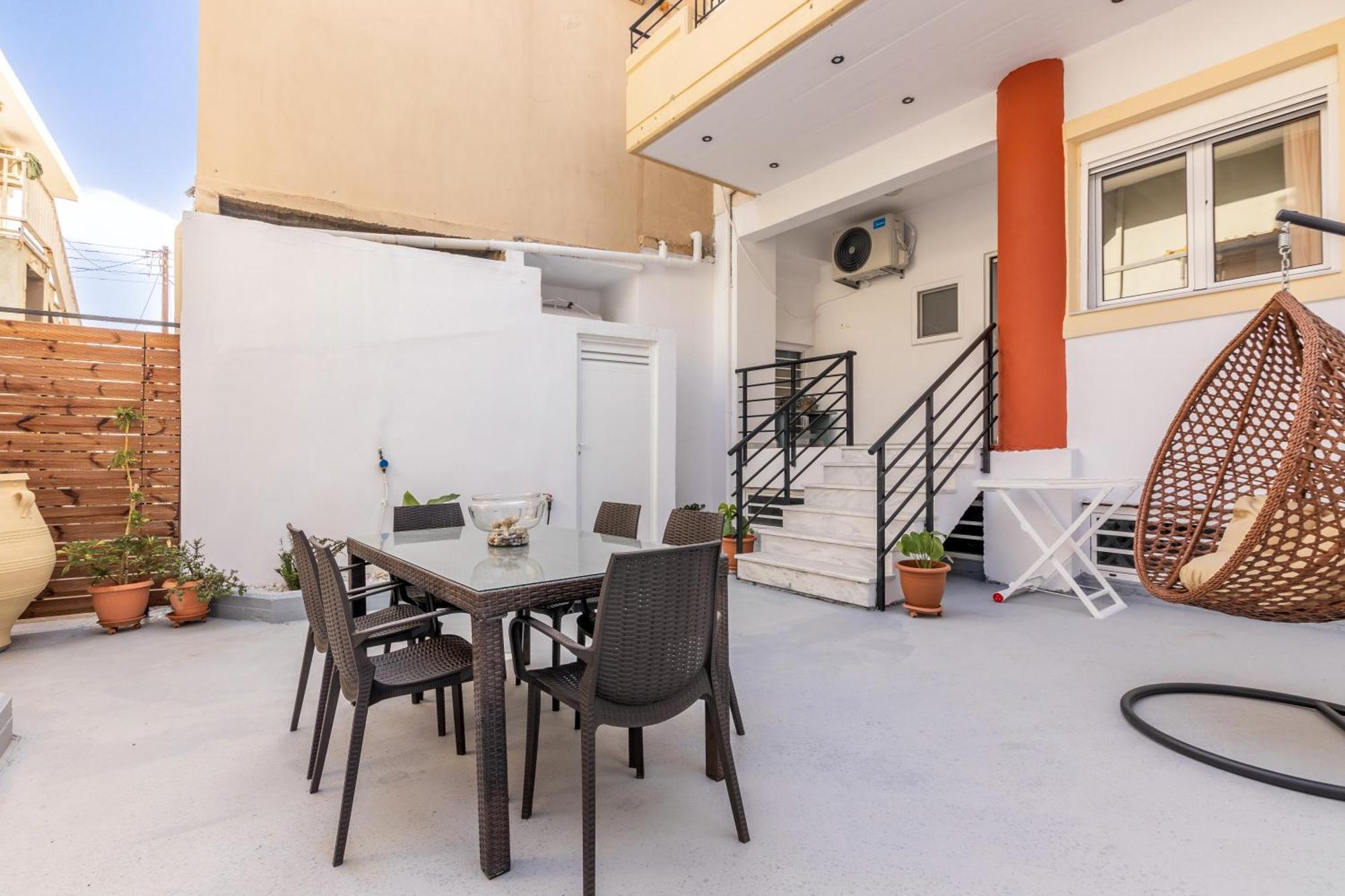 Garden Luxury Apartment Heraklion  Exterior photo